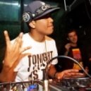 Bingo Players vs. Chuckie - Who Is Ready To Rattle