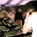 Dave Fogg - Roll With The Click ()