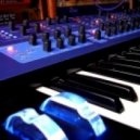 Maybe2 feat. Jennifer C - She Wolf (Original Mix)