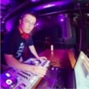 Deorro Vs R3hab Vs Disclosure - Flashlatch