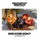 Go Famous - Turn My Bass